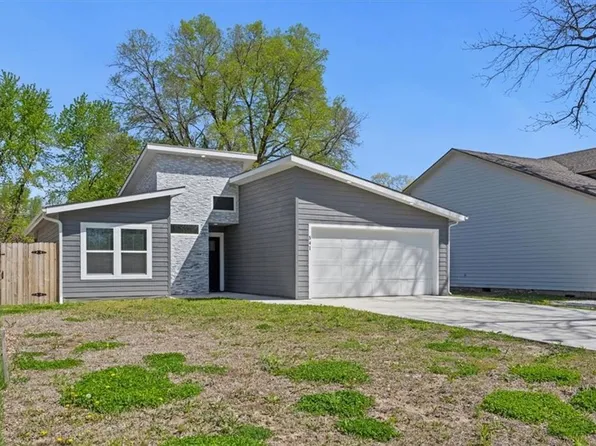 541 Perry St, Lawrence, KS 66044