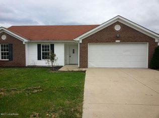 308 Clover Cove Dr, Shepherdsville, KY 40165