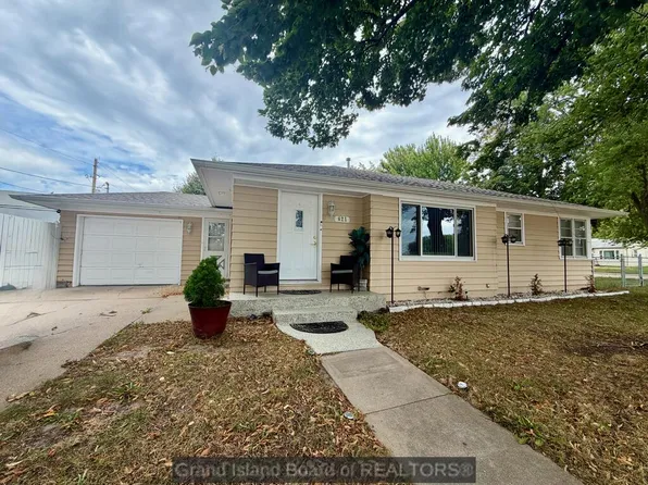 621 Joehnck Rd, Grand Island, NE 68801