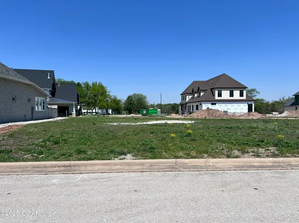 1431 Quail Pl, Carthage, MO 64836