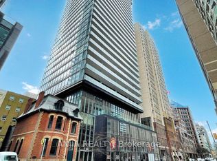 15 Grenville St #902, Toronto, ON M4Y 0B9