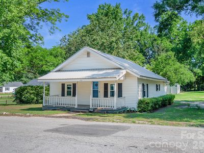 208 W Church St, Jefferson, SC, 29718