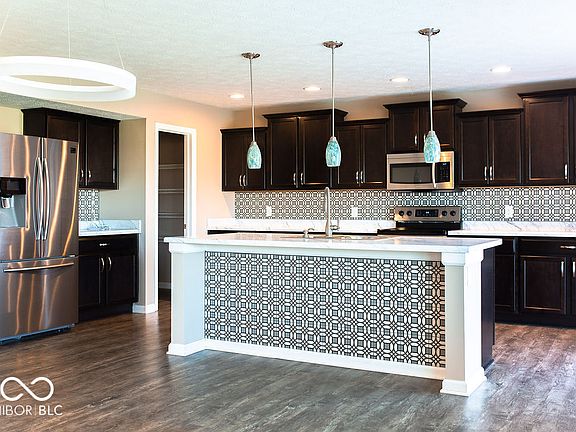 3rd image of 6159 N Caraway Dr