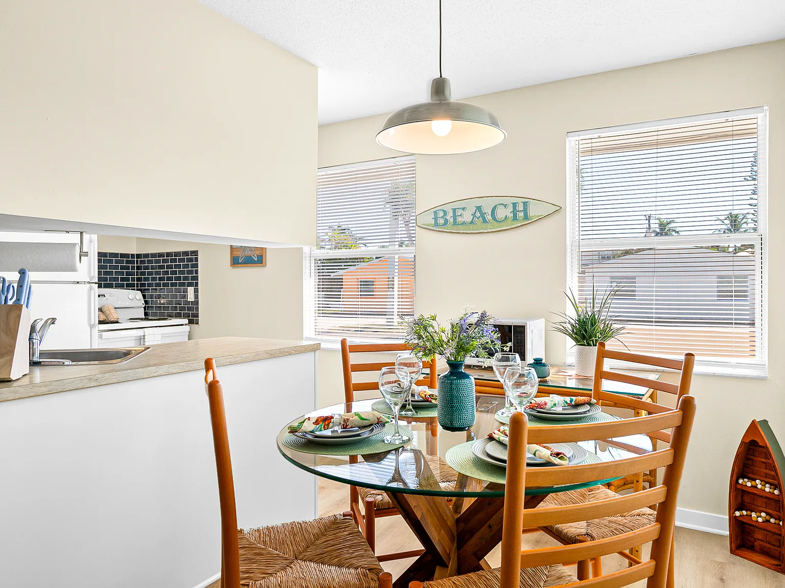 1 bed, 630 sqft, $3,200 — Photo 4