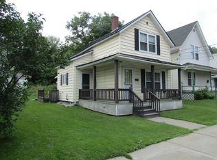 30 Railroad St, Barre, VT 05641