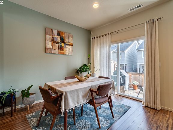 3rd image of 8601 NE 13th Pl
