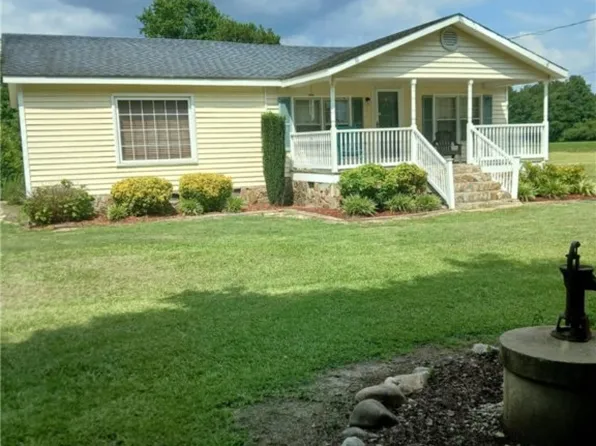 13829 State Highway 130, Fairmont, NC 28340