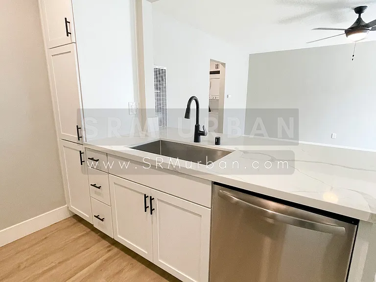 4438 Menlo Ave #5 — Photo 2