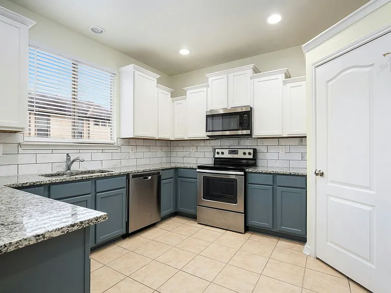 1210 Tweed Willow — Photo 6