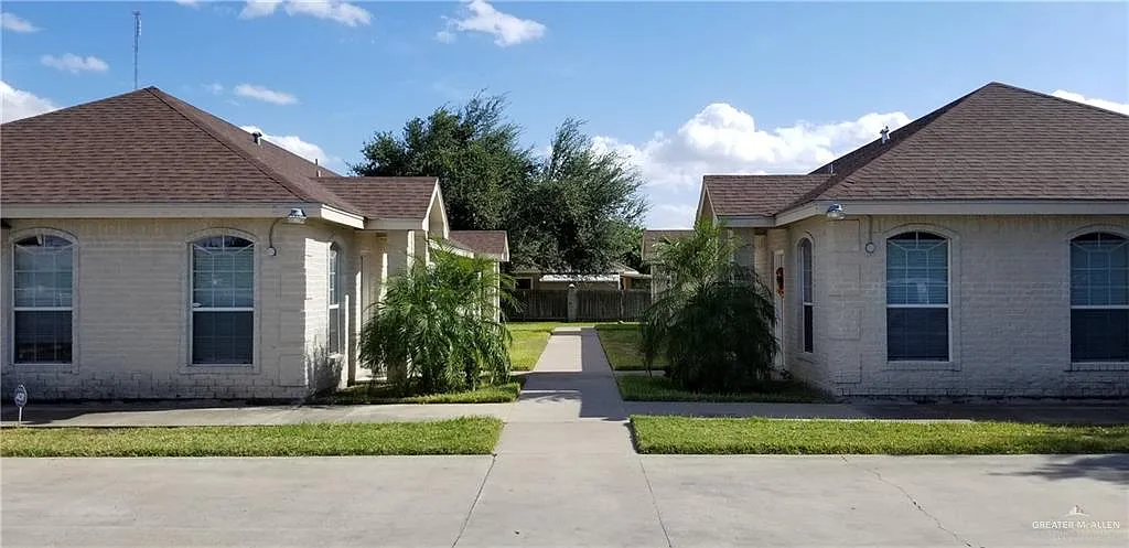 2 bed, 2.0 bath, 1000 sqft, $950 — Photo 1