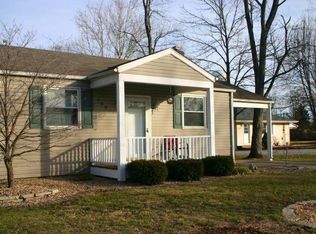 102 Kingsbury Ct, Collinsville, IL 62234