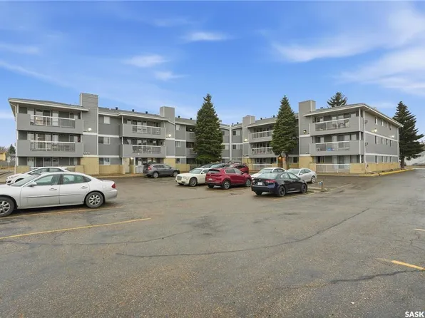 UNIT 304-706 Confederation DRIVE, Saskatoon, SK S7L 5R7