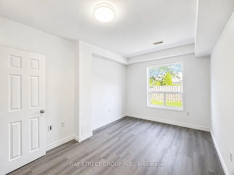 35 Diamond Ct — Photo 5