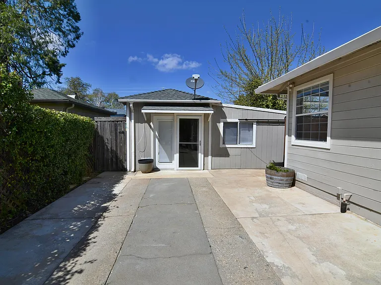 281 Sutter St — Photo 17