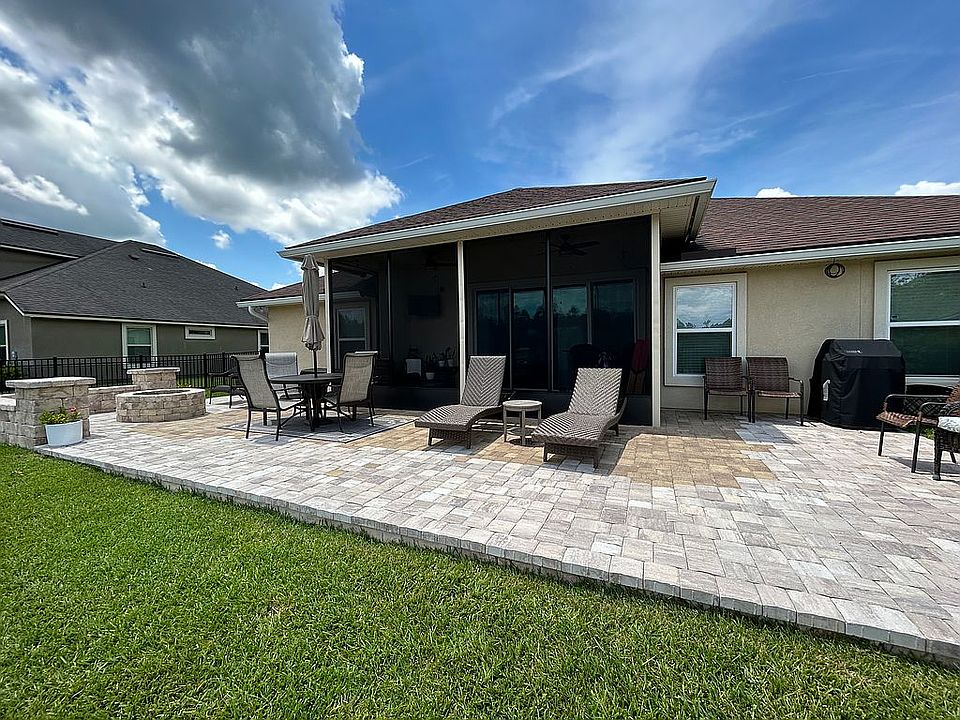 2nd image of 50 Flora Lake Cir