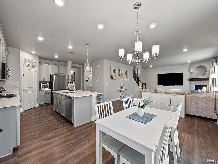 3807 Red Valley Ln — Photo 41