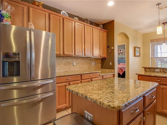 5th image of 2014 Harbor Cove Way