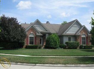 998 Bristol Ct, Canton, MI 48187