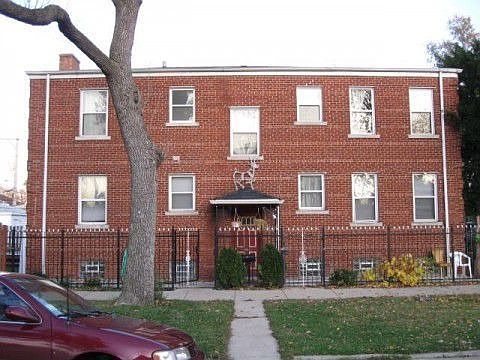 1st image of 1239 N Pine Ave