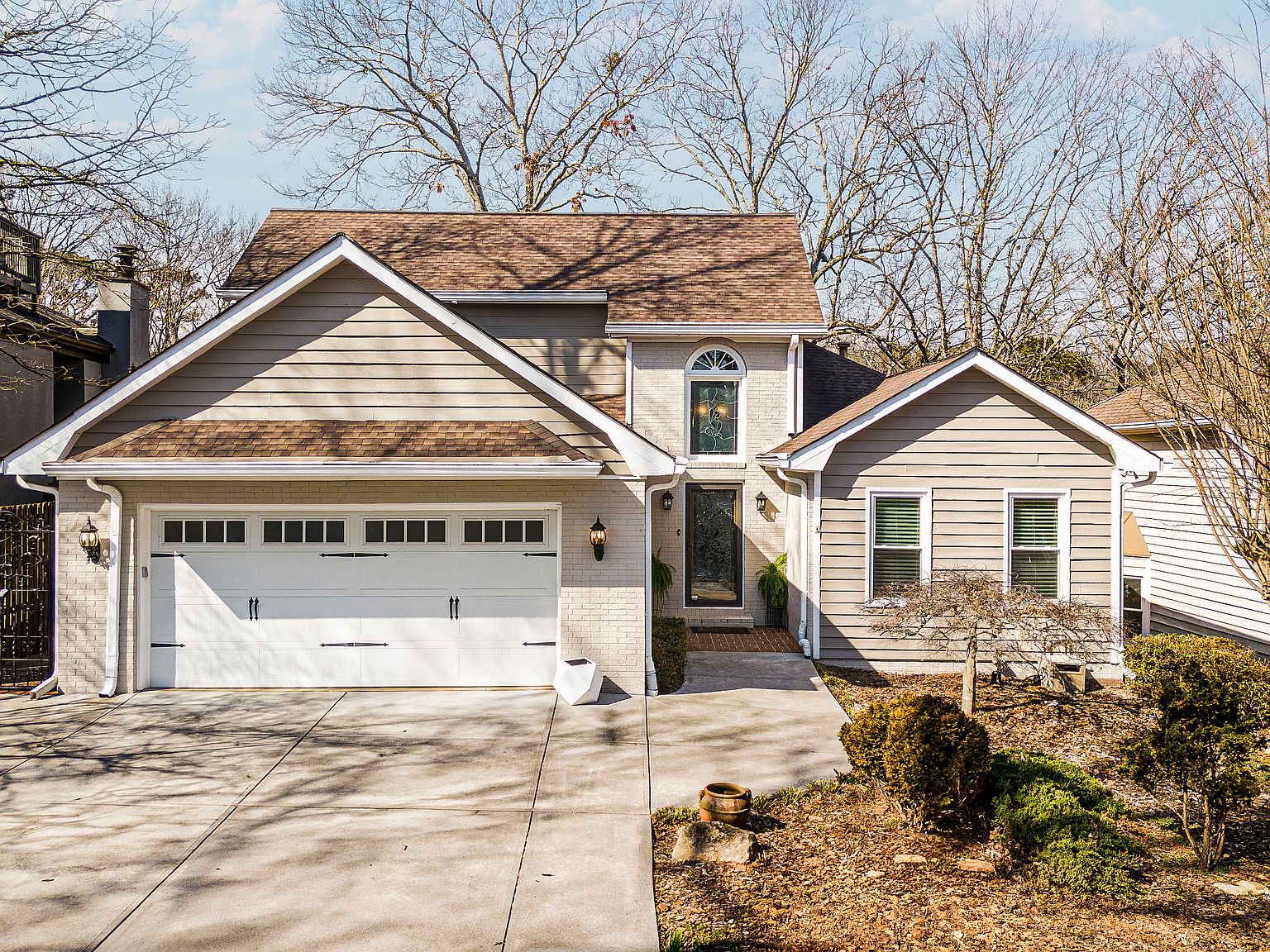 10120 Kinross Rd