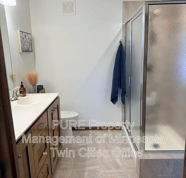 7807 Madelyn Creek Dr — Photo 13