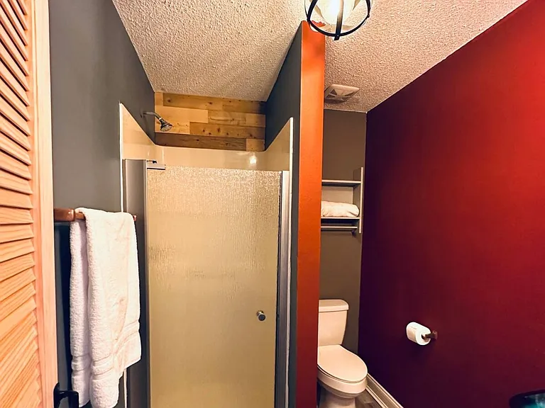 101 Long Pointe Dr — Photo 59