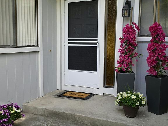 2nd image of 1100 Continentals Way