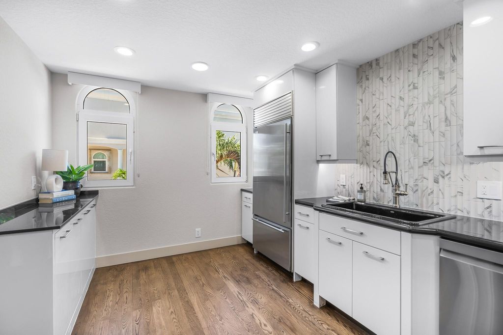 1796 Bay Drive #1796, photo 7