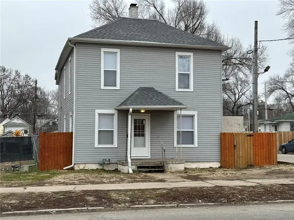 839 S 22nd St, Saint Joseph, MO 64507