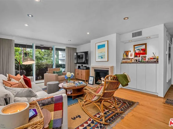 8535 W West Knoll Dr APT 213, West Hollywood, CA 90069