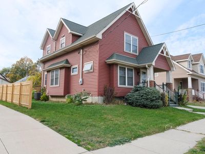 6512 16th AVENUE, Kenosha, WI, 53143