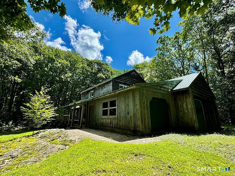166 Harvey Rd — Photo 15
