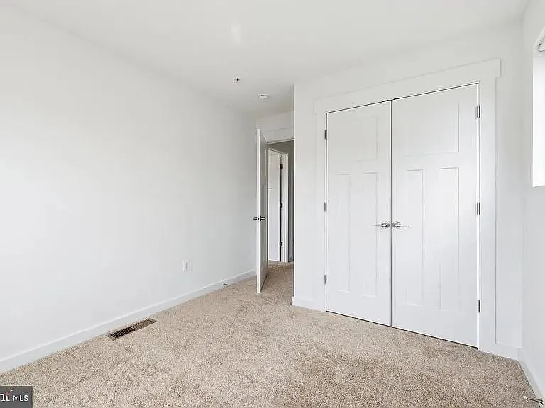330 Furgeson Ln — Photo 11