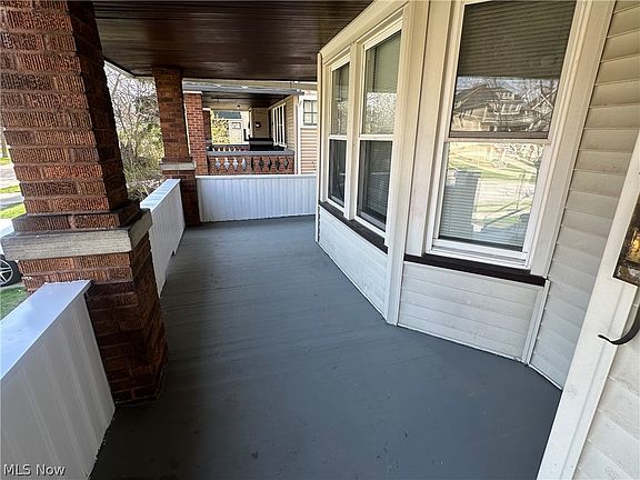 3rd image of 3342 Desota Ave #1