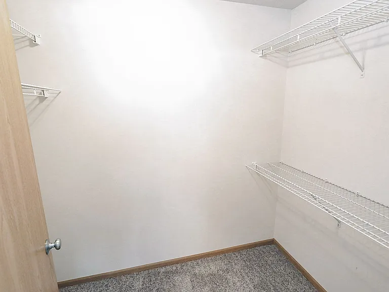 Lexington Ridge Apartments — Photo 37