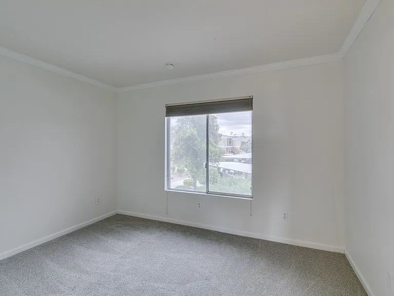 8070 W Russell Rd #2026 — Photo 38
