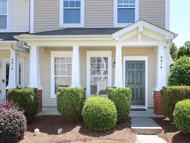 4614 Stoney Branch Dr — Photo 2