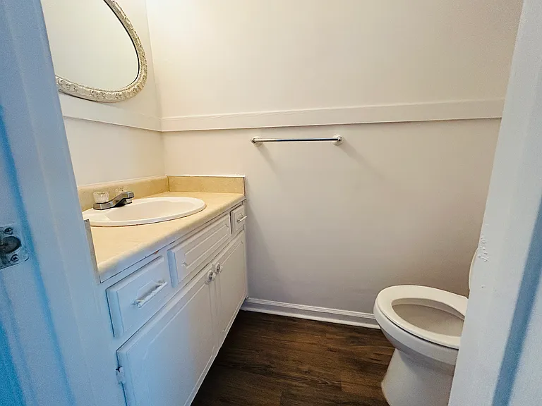 1710 Hunting Creek Dr SE — Photo 5