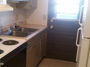 1913 15th St APT 2, Silvis, IL 61282