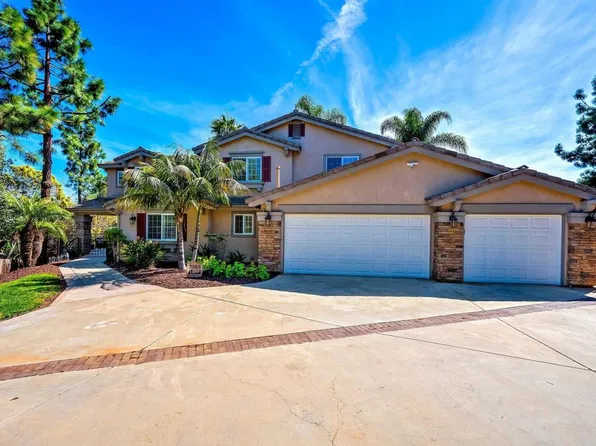 2585 Fire Mountain Dr, Oceanside, CA 92054