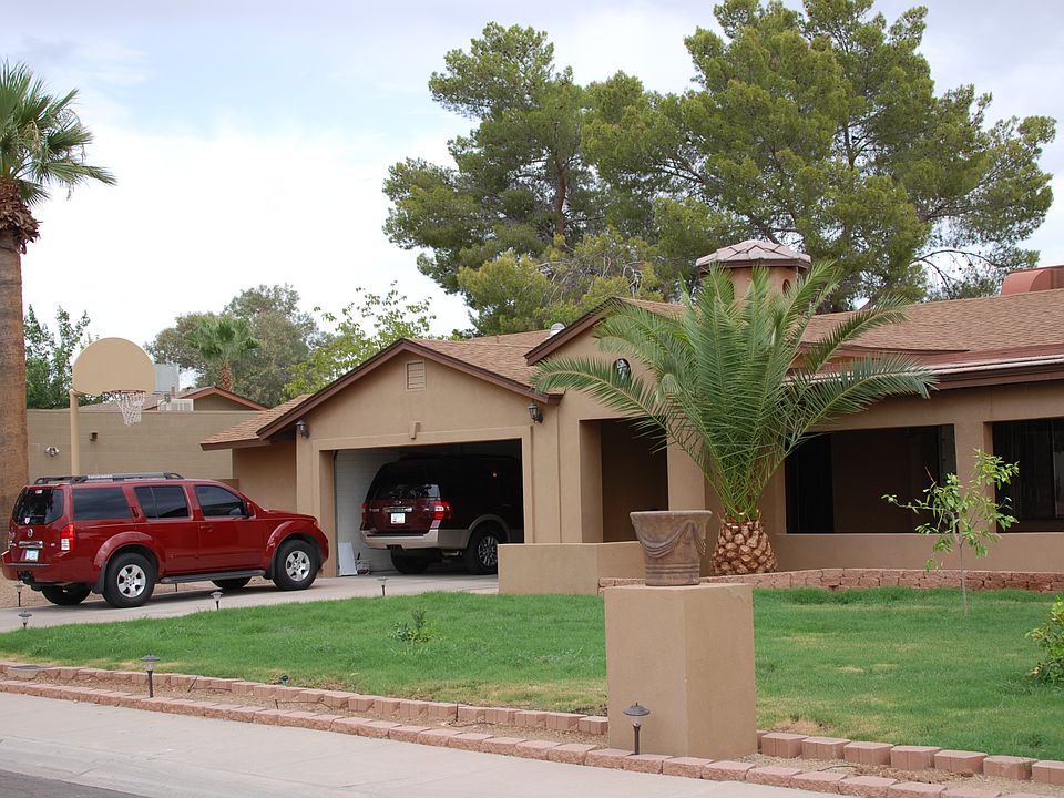 2nd image of 5030 E Presidio Rd