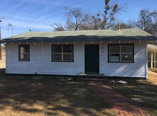 102 Perry St, Clarksville, AR 72830