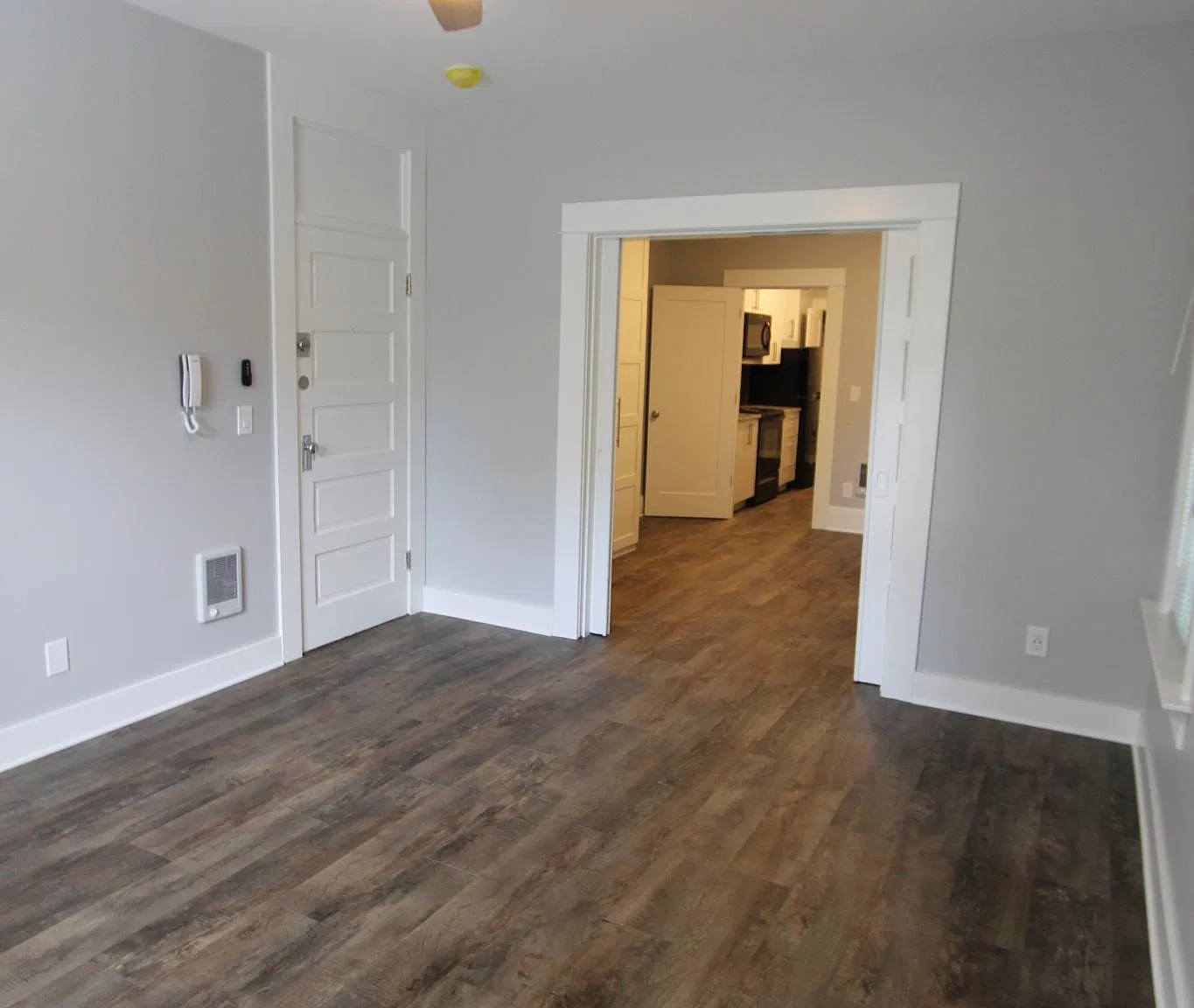 2354 NW Glisan St — Photo 1