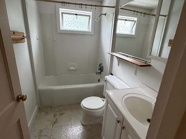 38-44 George St #3 — Photo 3