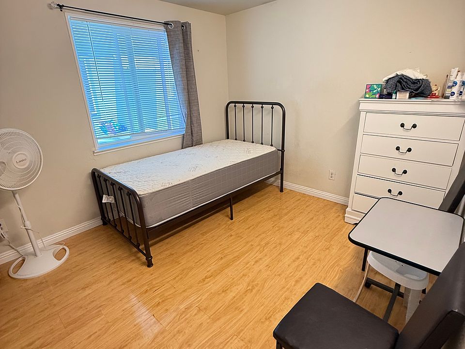 2nd image of 2135 Little Orchard St #52-2