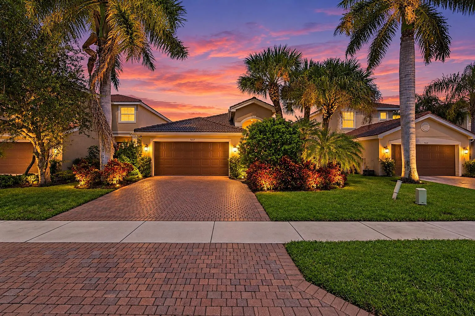 3 bed, 2.0 bath, 1910 sqft, $4,550 — Photo 1