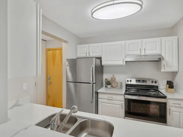 Arrive Inglewood Trails