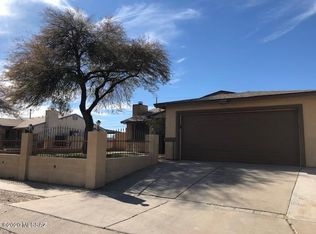 5990 S Springbrook Dr, Tucson, AZ 85746