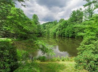 Sparkling Lakes Rd, Highlands, NC 28741