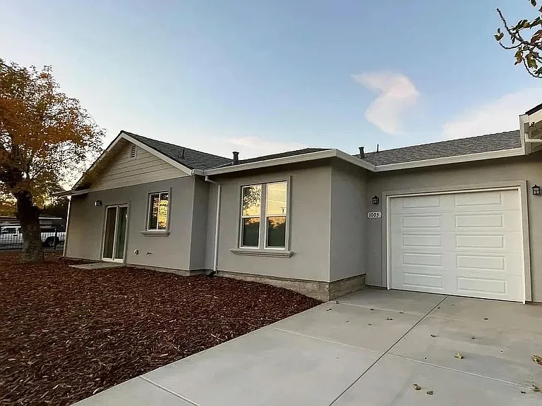 3600 Branch St — Photo 2